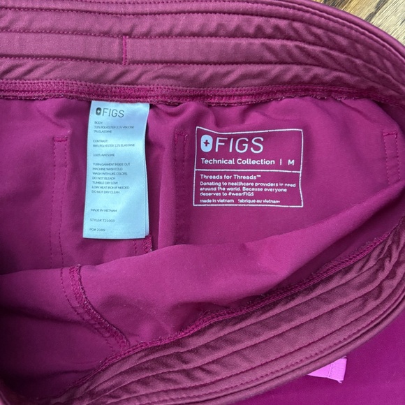 Figs Livingston pant - Picture 2 of 3